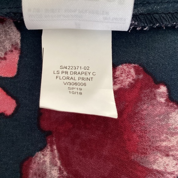 Banana Republic Classic Fit Floral Long Sleeve Shirt Size Small - Picture 9 of 11